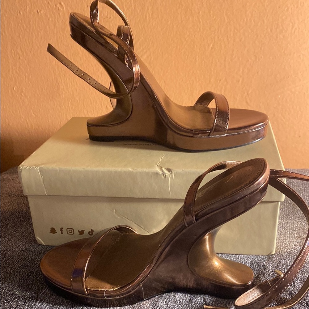 Elegant Brown Strappy Wedge Sandals